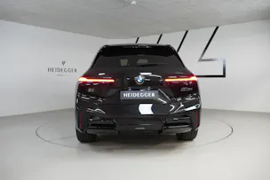 BMW iX M70 xDrive