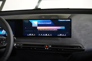 BMW iX M70 xDrive