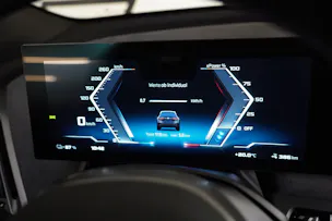 BMW iX M70 xDrive
