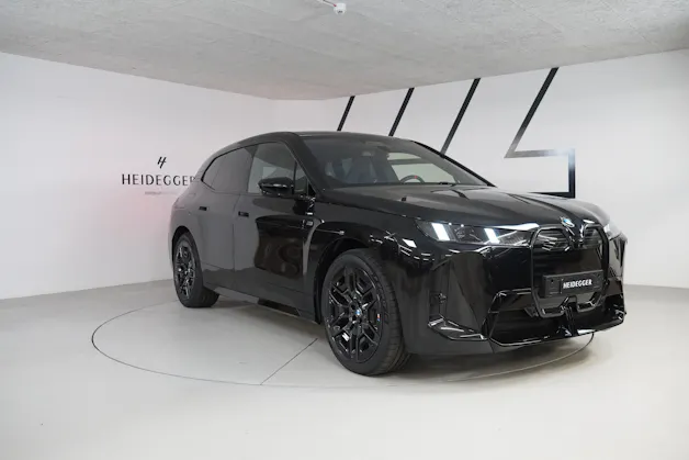 BMW iX M70 xDrive
