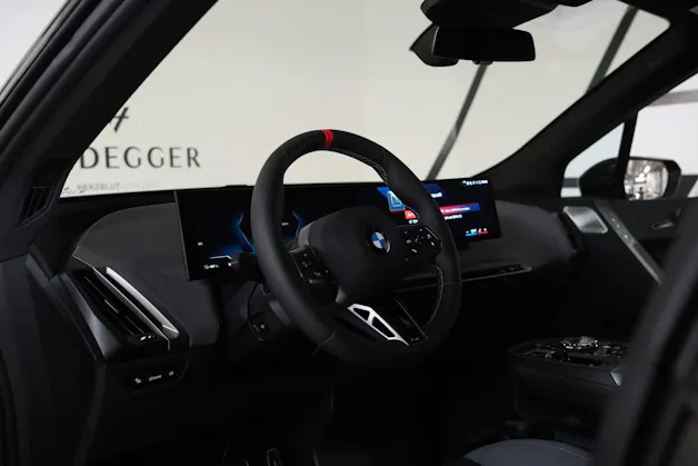 BMW iX M70 xDrive