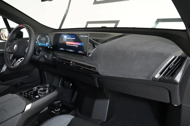 BMW iX M70 xDrive