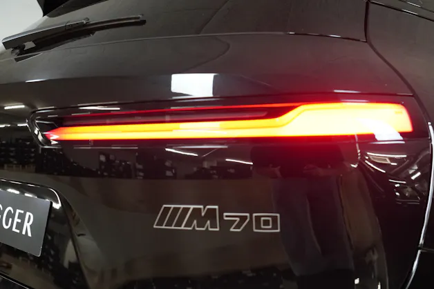 BMW iX M70 xDrive