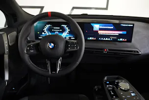 BMW iX M70 xDrive
