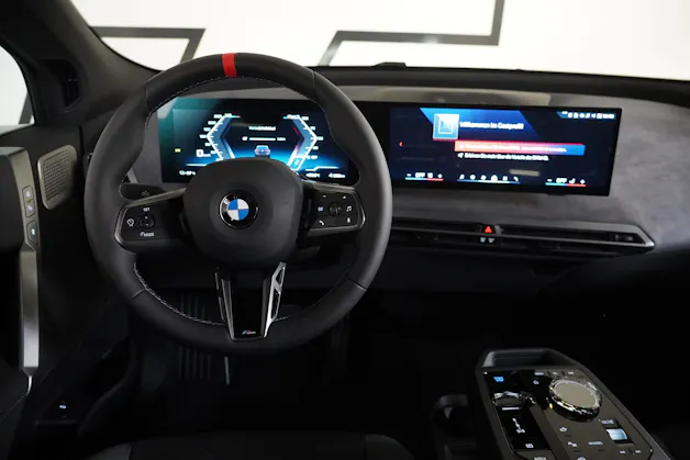 BMW iX M70 xDrive