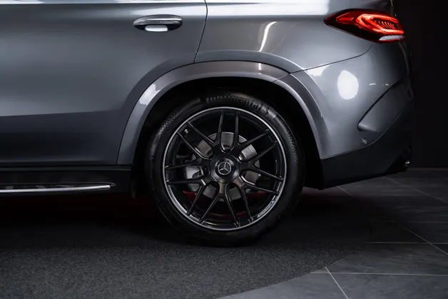 MERCEDES-BENZ GLE 53 AMG 4matic+ Coupé / Panorama / 360°Kamera / HeadUp