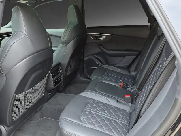 AUDI SQ8 SUV TFSI quattro tiptronic