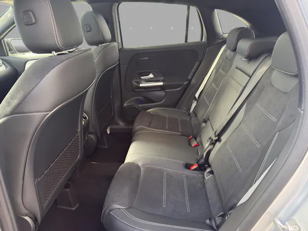MERCEDES-BENZ GLA 250 4Matic 8G-DCT Swiss Star
