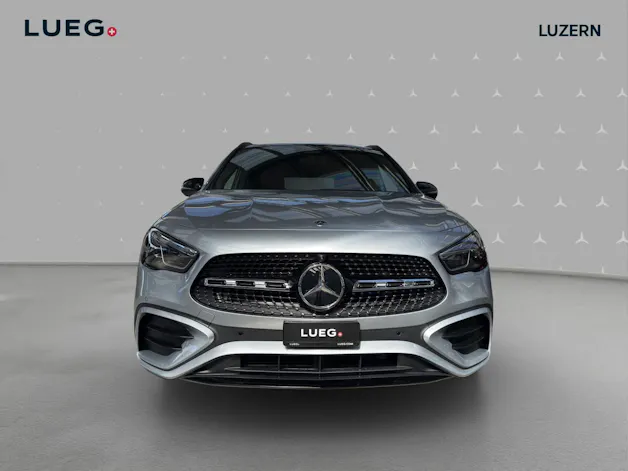 MERCEDES-BENZ GLA 250 4Matic 8G-DCT Swiss Star