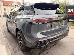 VW Tiguan 2.0 TSI 265PS 4Motion R-Line *** 360° KAMERA & PANORAMADACH ***
