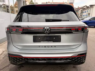 VW Tiguan 2.0 TSI 265PS 4Motion R-Line ***PANORAMADACH***
