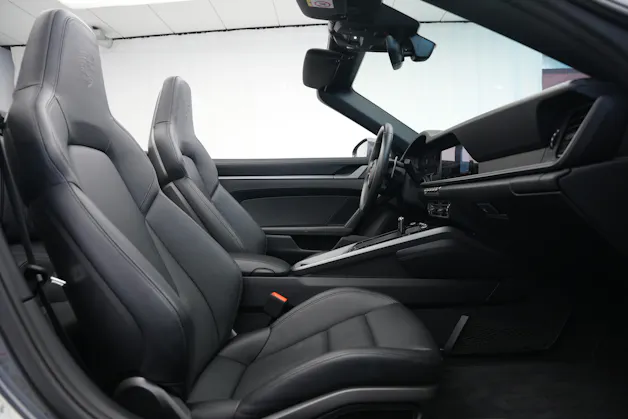 PORSCHE 911 Carrera Cabriolet PDK