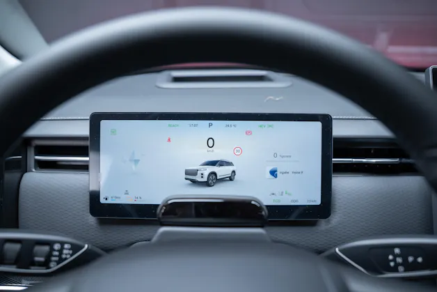 JAECOO 7 1.5TGDI HEV Exclusive DCT / Panorama-Schiebedach / Head-Up Display / 360° Kamera