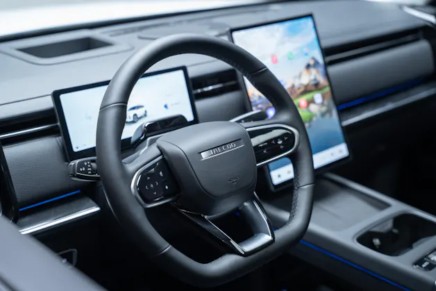 JAECOO 7 1.5TGDI HEV Exclusive DCT / Panorama-Schiebedach / Head-Up Display / 360° Kamera