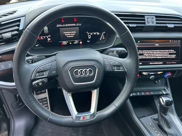 AUDI Q3 35 TFSI S line Attraction S-tronic