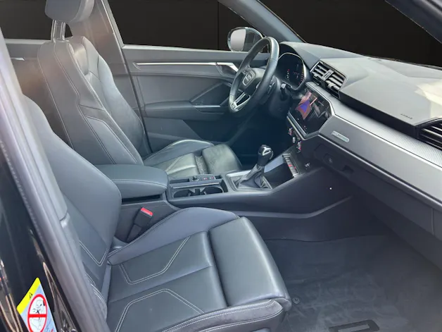 AUDI Q3 35 TFSI S line Attraction S-tronic
