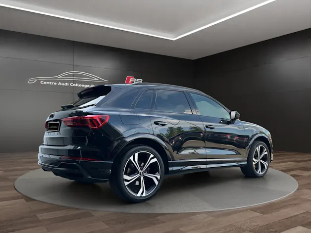 AUDI Q3 35 TFSI S line Attraction S-tronic