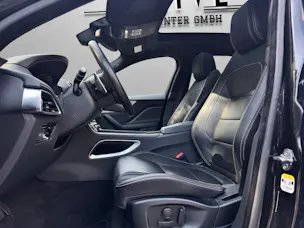 Jaguar F-Pace 3.0 V6 Prestige AWD Automatik *Panorama-Schiebedach*Carplay*Rückfahrkamera*