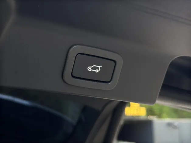 Jaguar F-Pace 3.0 V6 Prestige AWD Automatik *Panorama-Schiebedach*Carplay*Rückfahrkamera*