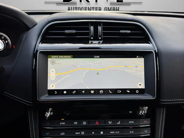 Jaguar F-Pace 3.0 V6 Prestige AWD Automatik *Panorama-Schiebedach*Carplay*Rückfahrkamera*