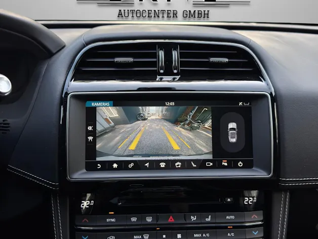 Jaguar F-Pace 3.0 V6 Prestige AWD Automatik *Panorama-Schiebedach*Carplay*Rückfahrkamera*