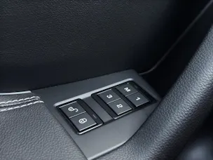 Jaguar F-Pace 3.0 V6 Prestige AWD Automatik *Panorama-Schiebedach*Carplay*Rückfahrkamera*