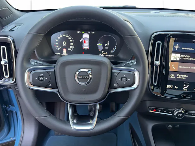 VOLVO XC40 1.5 T5 PiH Ultimate Dark
