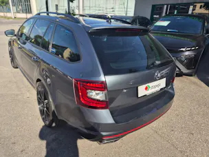 SKODA Octavia Combi 2.0 TSI RS DSG