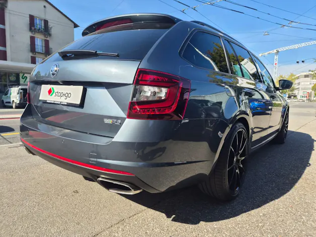 SKODA Octavia Combi 2.0 TSI RS DSG
