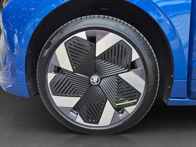 SKODA Enyaq 4x4 RS