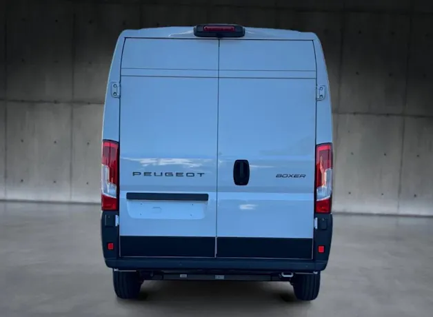 PEUGEOT Boxer 2.2 HDI 335 L2H2