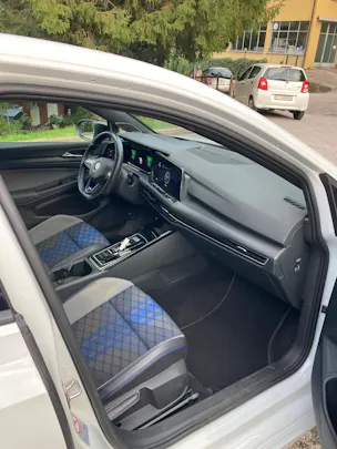 VW Golf 2.0 TSI R DSG 4Motion
