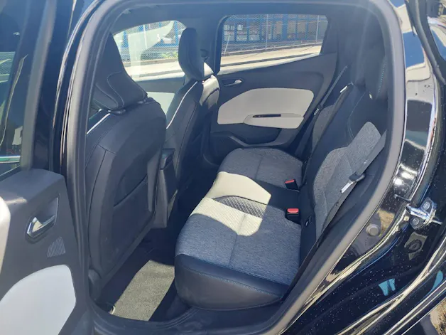 RENAULT Clio 1.6 E-Tech Edition One