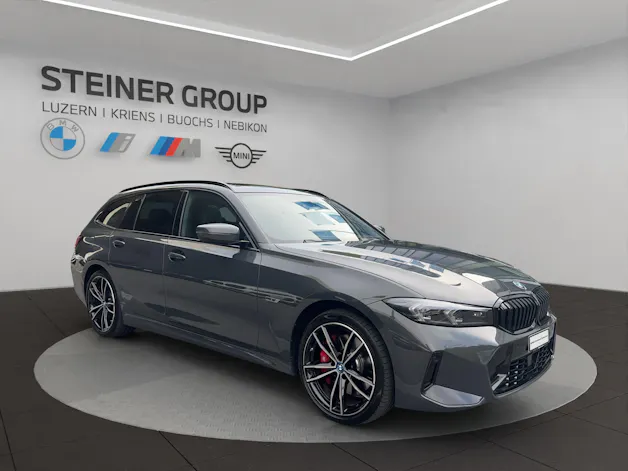 BMW 330e x DriveTouring Steptronic M Sport Pro