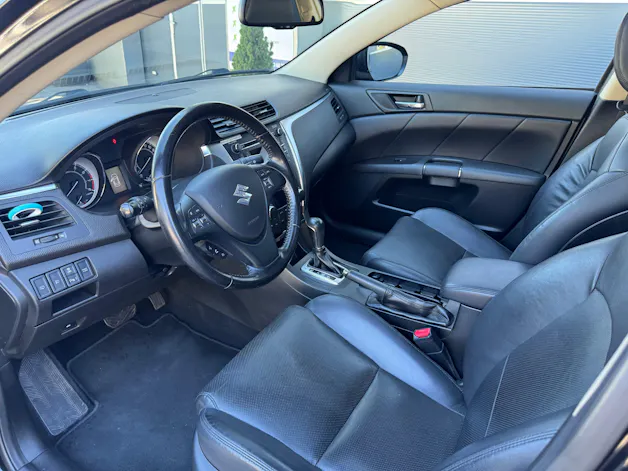 Suzuki Kizashi 2.4 GL Top 4WD CVT