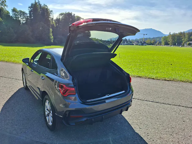 AUDI Q3 Sportback 35 TFSI S line Attraction S-tronic *CH-Fahrzeug mit Audi Garantie 5 J./100'000km*