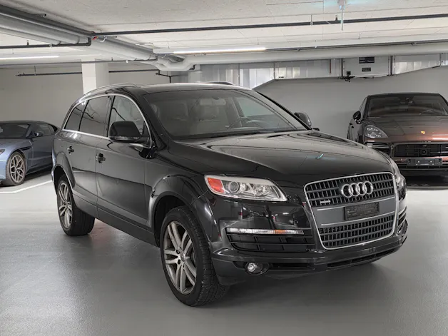 AUDI Q7 3.6 FSI quattro tiptronic