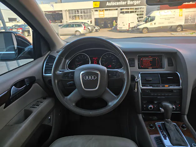 AUDI Q7 3.6 FSI quattro tiptronic
