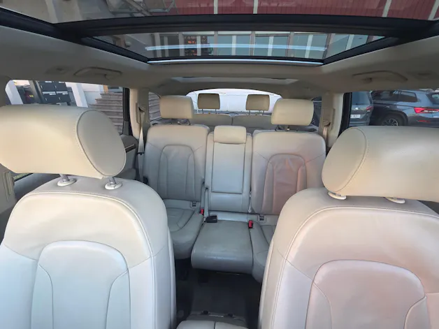AUDI Q7 3.6 FSI quattro tiptronic