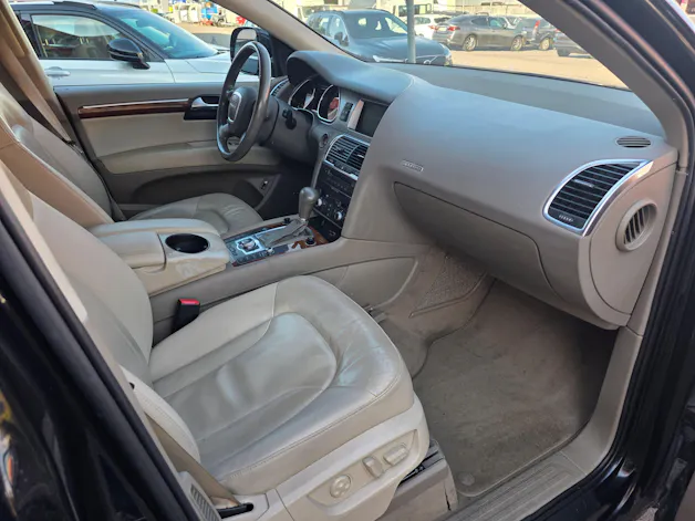 AUDI Q7 3.6 FSI quattro tiptronic