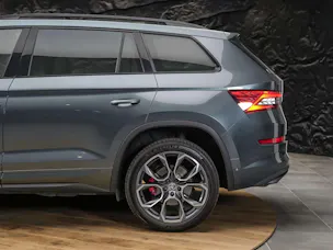 SKODA Kodiaq 2.0 Bi-TDI SCR RS 4x4 DSG *CH Fahrzeug*7 Plätzer*Panorama*Standheizung*