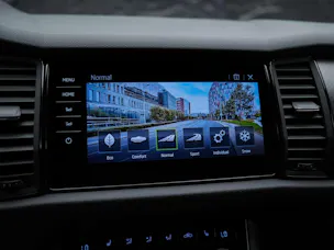 SKODA Kodiaq 2.0 Bi-TDI SCR RS 4x4 DSG *CH Fahrzeug*7 Plätzer*Panorama*Standheizung*