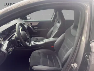 MERCEDES-BENZ A 250 4M - AMG / DISTRONIC / 360 Grad Kamera / Head-Up Display