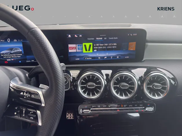 MERCEDES-BENZ A 250 4M - AMG / DISTRONIC / 360 Grad Kamera / Head-Up Display