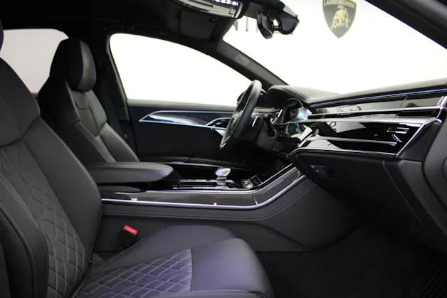 AUDI S8 TFSI quattro tiptronic