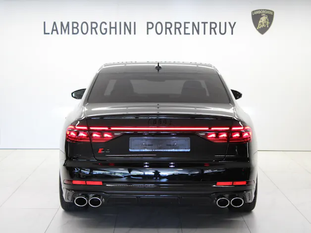 AUDI S8 TFSI quattro tiptronic