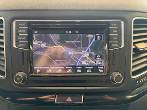 SEAT Alhambra 1.4 TSI FR Line DSG | CH | 7 Sitzer mit Kindersitzen | Elektrische Türen | AHK | Apple CarPlay/Android Auto | DAB+ |
