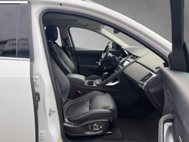 Jaguar E-Pace 2.0 P250 HSE AWD Automatik