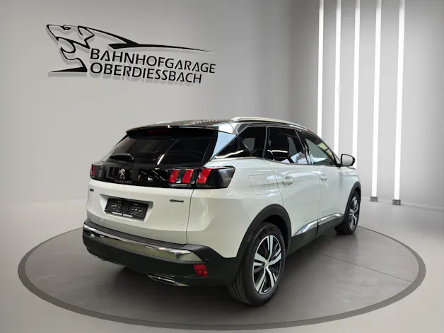 PEUGEOT 3008 1.6 BlueHDi GT Line EAT