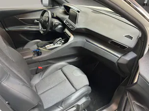PEUGEOT 3008 1.6 BlueHDi GT Line EAT